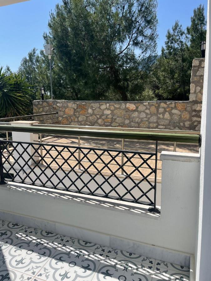 Beacon Hill Suites Акиака Екстериор снимка