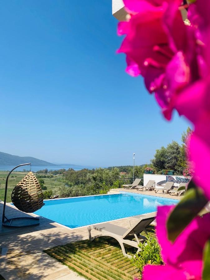 Beacon Hill Suites Акиака Екстериор снимка